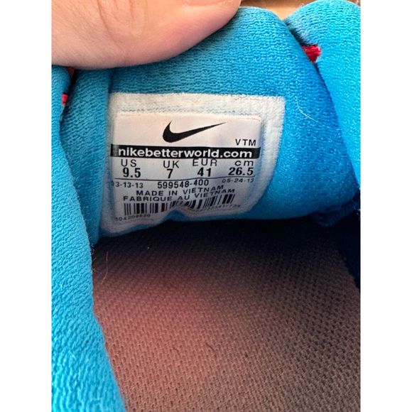 Nike Women's Flex Run Size 9.5 - Picture 2 of 6